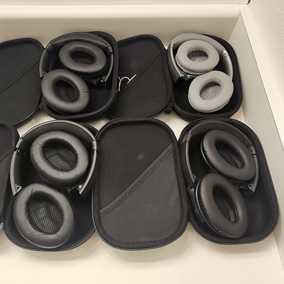 Bose QuietComfort 35 I Noise Cancelling Headphone QC35 Bluetooth Wireless Black - Picture 2 of 3